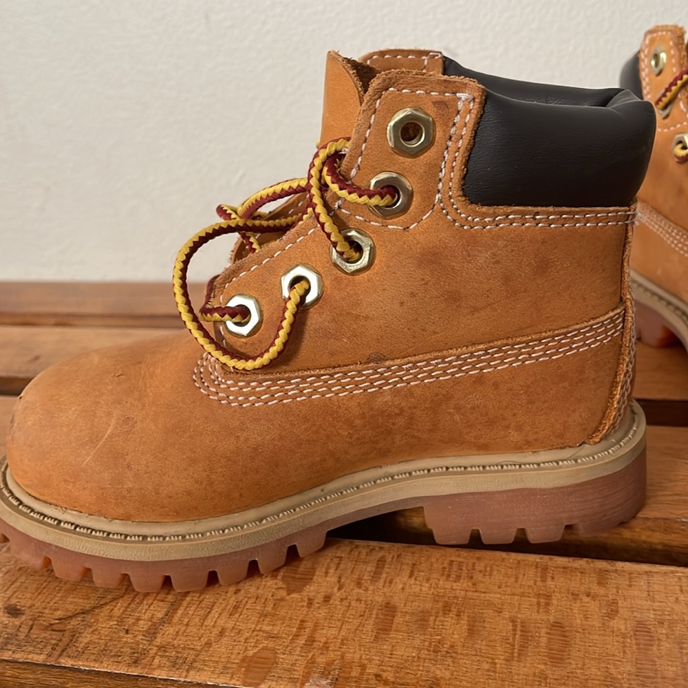 Timberlands - Picture 3 of 7